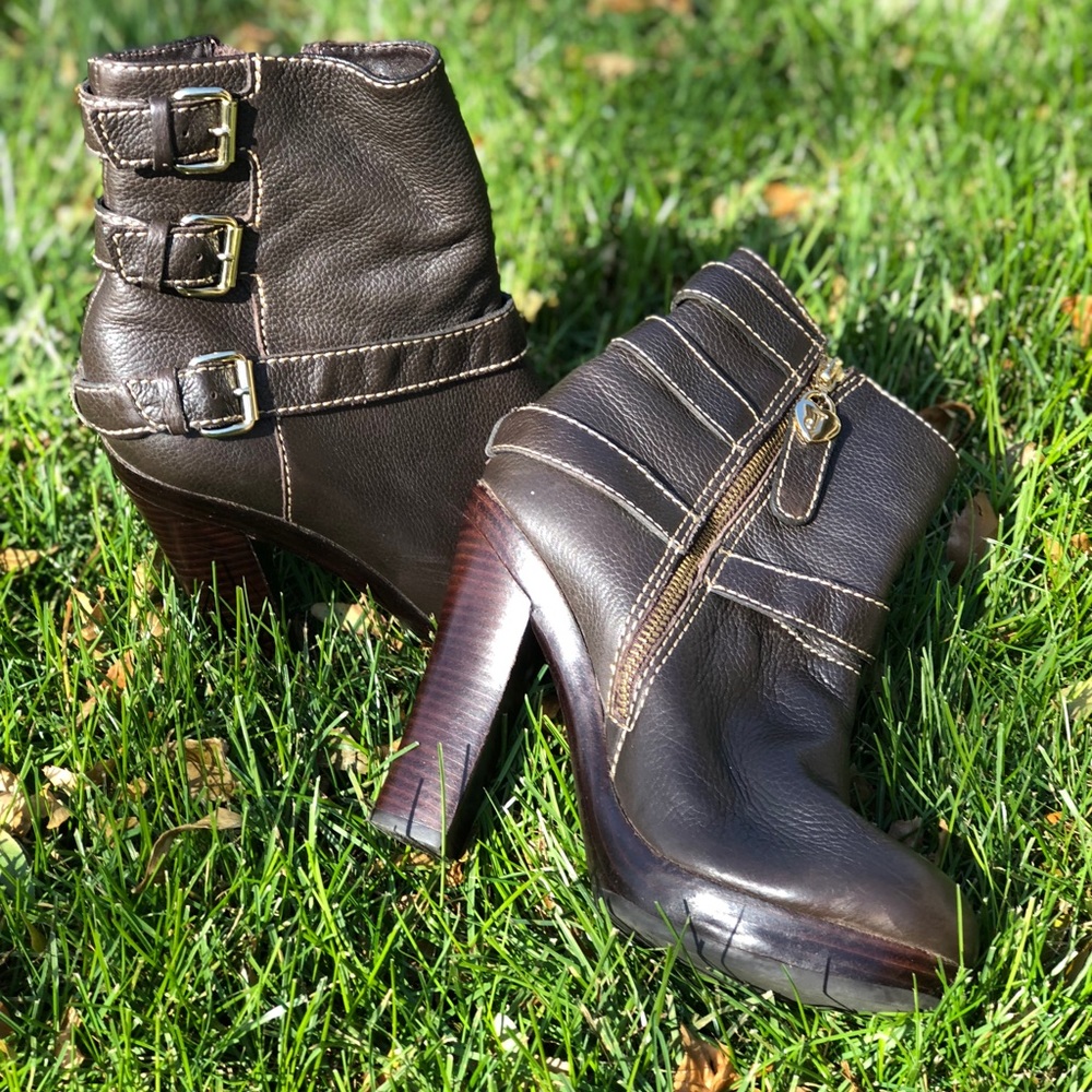 Juicy Couture booties 7 1/2